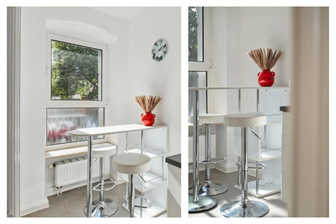Bright 3-Room Apartment Near Prenzlauer Berg Berlijn